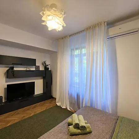 アパート Studio, Romana ブカレスト